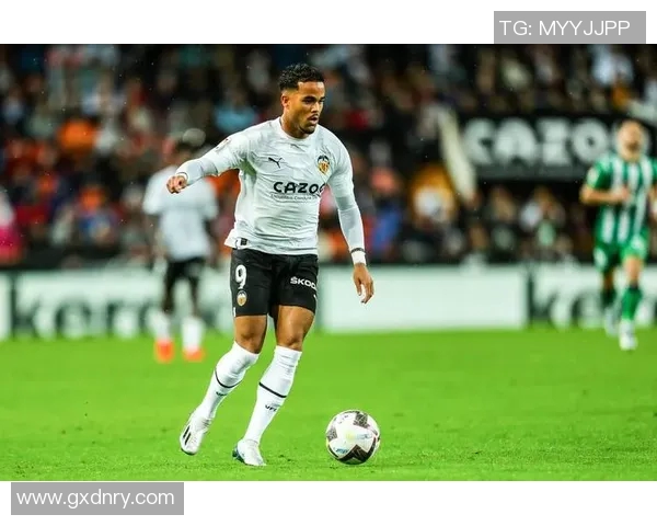 瓦伦西亚客场击败赫塔菲,索莱尔传射助力1-0完胜,联赛两连胜告捷 瓦伦西亚客场击败赫塔菲,索莱尔传射助力1-0完胜,联赛两连胜告捷